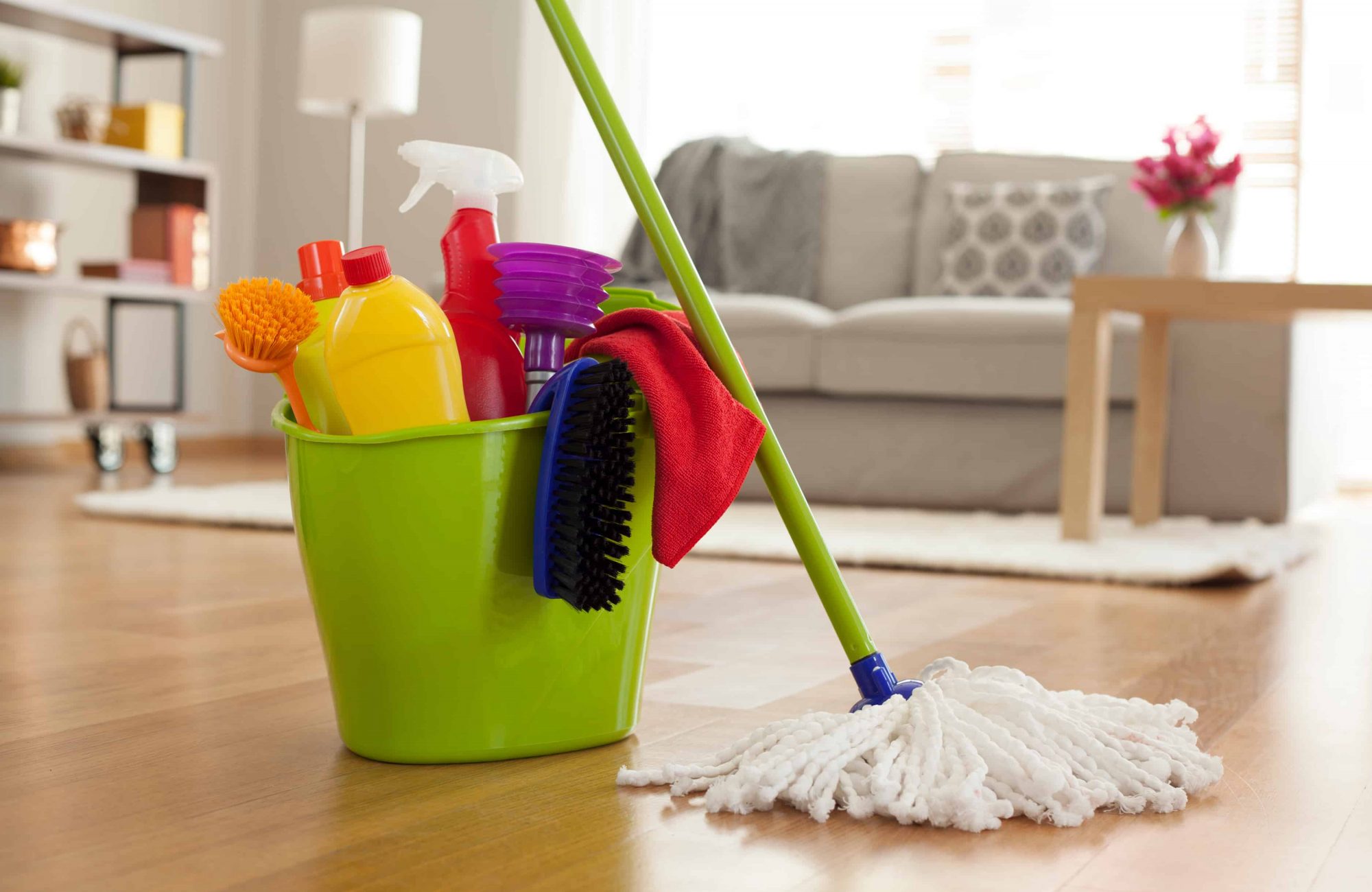Cleaning Hardwood Floors 4 Easy, What Is Safe For Cleaning Hardwood Floors