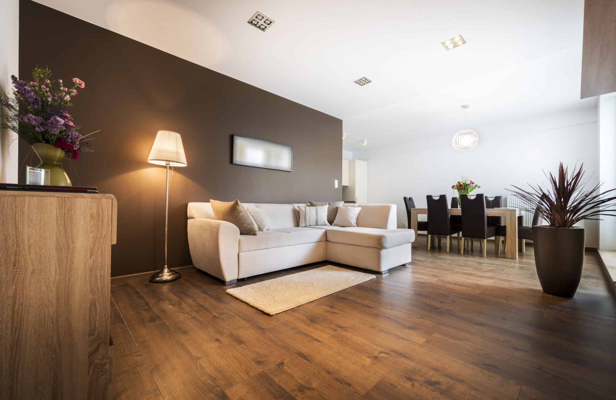 Solid Vs. Engineered Hardwood Floors: What's The Right Choice for Your Denver Home?